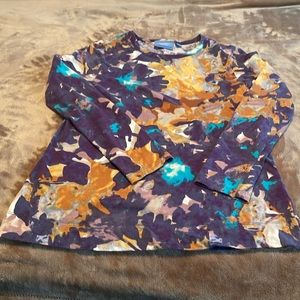 Simply Vera Wang tee shirt